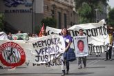 MEX13. CIUDAD DE MÉXICO (MÉXICO), 30/05/2017.- Manifestantes participan hoy, martes 30 de mayo de 2017, en la Marcha Nacional Contra la Desaparición Forzada, que se dirigió de la Secretaria de Gobernación (SEGOB) a la Fiscalía Especializada de Búsqueda de Personas Desaparecidas de la Procuraduría General de la República, en Ciudad de México (México). EFE/Sáshenka Gutiérrez