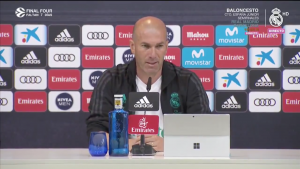 En entrenador del Real Madrid Zinedine Zidane