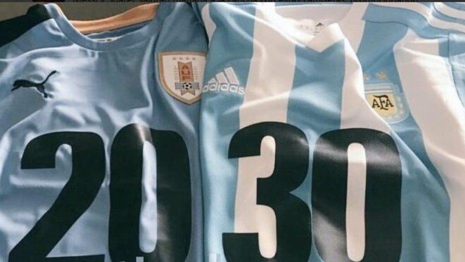 La asignación de la sede del Mundial de futbol del 2030 debería adelantarse para 2020 en lugar de 2022  estimaron este miércoles en Asunción autoridades deportivas de Uruguay, Argentina y Paraguay que aspiran a albergar esa competencia.