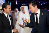 ABU DHABI, EMIRATOS ÁRABES UNIDOS, 18ENERO2016.- Al término de su participación en la inauguración de la Cumbre Mundial de la Energía del Futuro 2016, el Mandatario mexicano, Enrique Peña Nieto, realizó un recorrido por la exposición World Future Energy Summit acompañado por Ahmad Bolhoul, Director del Instituto Masdar de Ciencia y Tecnología y Emilio Lozoya Austin. FOTO: PRESIDENCIA /CUARTOSCURO.COM