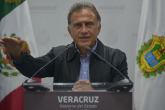 14082018-XALAPA, VERACRUZ, 18JULIO2018.- El gobernador Miguel Angel Yunes Linares, ofreció una conferencia de prensa para hablar sobre el desalojo de empresarios, donde argumentó, que muchos de ellos no solo son "coyotes". FOTO: ALBERTO ROA / CUARTOSCURO.COM