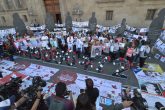 31082019-CIUDAD DE MÉXICO30DE AGOSTO2019.- Familiares y Activistas de los desaperacidos se manifestaron la mañana de este viernes, frente a la entrada de Palacio Nacional en el marco del dia Internacional Contra Desaparecion de Personas. FOTO:ARMANDO MONROY /CUARTOSCURO.COM