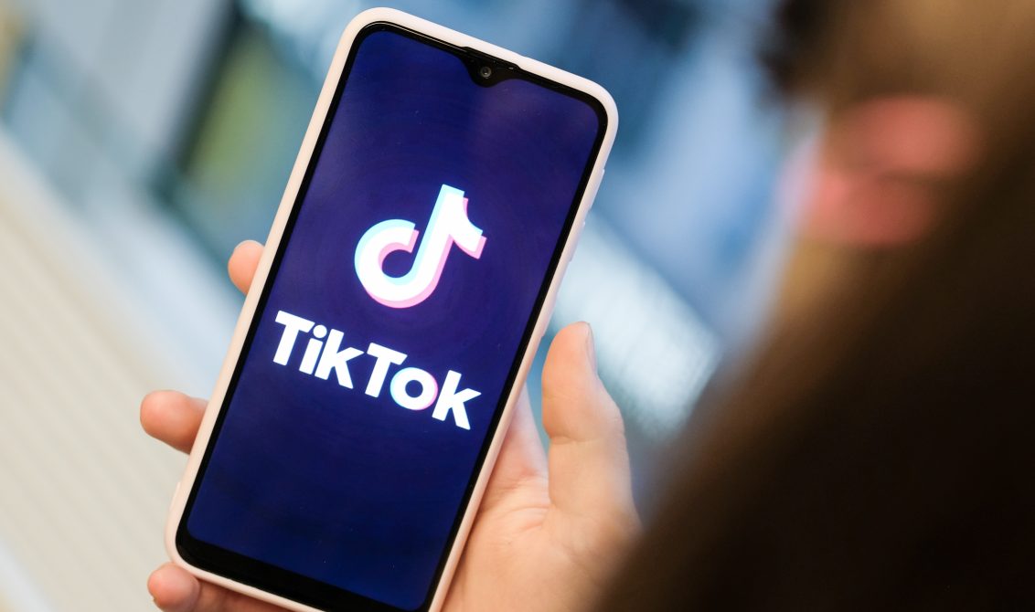 13/11/2019 FILED - 13 November 2019, Berlin: TikTok app is seen opened on a smaertphone. Photo: Jens Kalaene/zb/dpa POLITICA INTERNACIONAL Jens Kalaene/zb/dpa