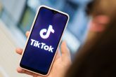 13/11/2019 FILED - 13 November 2019, Berlin: TikTok app is seen opened on a smaertphone. Photo: Jens Kalaene/zb/dpa POLITICA INTERNACIONAL Jens Kalaene/zb/dpa