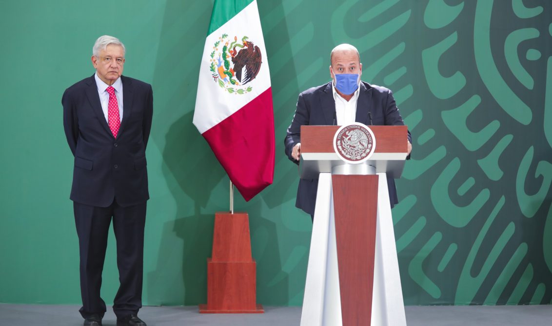 ZAPOPAN, JALISCO, 16JULIO2020.-Andrés Manuel López Obrador, Presidente de México en conferencia de prensa. Acompañaron al mandatario: Alfonso Durazo Montaño, secretario de Seguridad y Protección Ciudadana; Luis Cresencio Sandoval González, secretario de la Defensa Nacional; José Rafael Ojeda Durán, secretario de Marina; Luis Rodríguez Bucio, comandante de la Guardia Nacional y Enrique Alfaro Ramírez, Gobernador de Jalisco. FOTO: PRESIDENCIA/CUARTOSCURO.COM