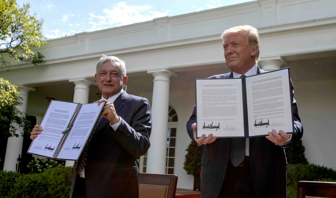 WASHINGTON D.C., ESTADOS UNIDOS, 08JULIO2020.- Andrés Manuel López Obrador, Presidente de México, se reunió con Donald Trump, Presidente de los Estados Unidos, en la Casa Blanca, en donde hablarán sobre la entrada en vigor del T-MEC. Ambos ofrecieron una conferencia de prensa y firmaron una carta de intención. FOTO: PRESIDENCIA/CUARTOSCURO.COM