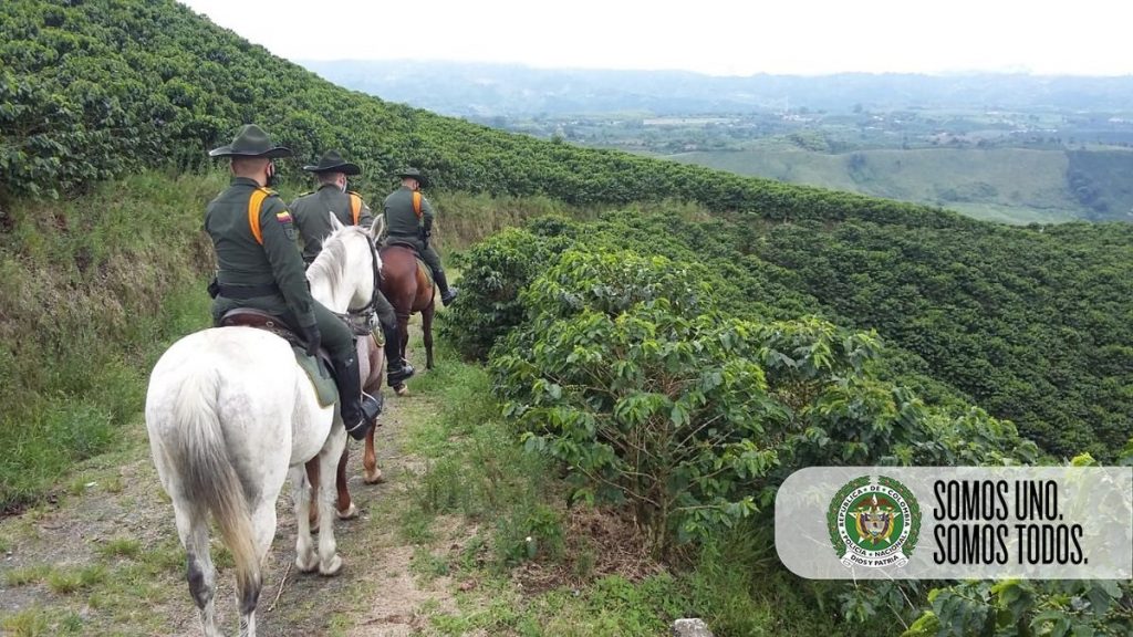 25/04/2020 Policías en una zona rural de Colombia POLITICA SUDAMÉRICA COLOMBIA POLICÍA DE COLOMBIA