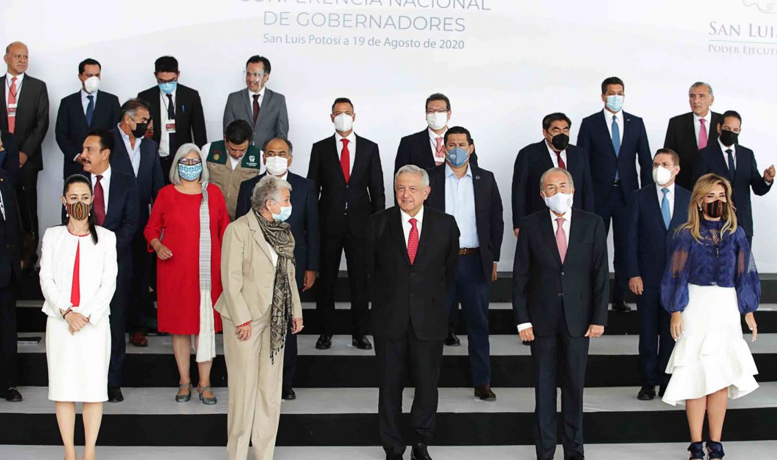 SAN LUIS POTOSÍ, SAN LUIS POTOSÍ, 19AGOSTO2020 Andrés Manuel López Obrador, Presidente Constitucional de los Estados Unidos Mexicanos, Claudia Sheinbaum, jefa de gobierno de la Ciudad de México, Olga Sánchez Cordero, secretaria de gobernación, Juan Manuel Carreras, gobernador de San Luís Potosí, durante la Reunión Plenaria Privada en la LIX Reunión Ordinaria de la Conferencia Nacional de Gobernadores (Conago). Dicha reunión pretende entre otras cosas tratar temas relacionados para la atención de la emergencia sanitaria por COVID-19. FOTO: PRESIDENCIA /CUARTOSCURO.COM