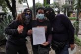 CIUDAD DE MÉXICO, 18SEPTIEMBRE2020.- Erika Martínez, madre de víctima de violación y representante de la okupa Casa refugio antes comisión Nacional de Derechos Humanos (CNDH) fue recibida junto con integrantes del Bloque Negro por representantes de Gobernación en las instalaciones de la CONAPO. FOTO: ANDREA MURCIA /CUARTOSCURO.COM