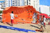 Acapulco,Gro/03Enero2021/ Un vacacionista se prepara para un recorrido en parecidas en la playa el Morro en el puerto de Acapulco. Foto: Jesús Trigo