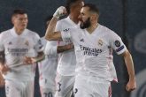 El delantero francés Karim Benzema festeja el gol del empate de Real Madrid ante Chelsea, ayer en la cancha del estadio Alfredo Di Stefano. Foto: Tomada de Internet