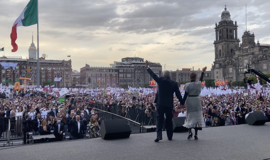 CIUDAD DE MÉXICO, 01DICIEMBRE2021 - Andrés Manuel López Obrador, presidente de los Estados Unidos Mexicanos presentó acompañado de gabinete y Beatriz Gutiérrez mensaje a la Nación por los 3 Años de Gobierno 2018-2021. FOTO: PRESIDENCIA /CUARTOSCURO.COM Foto:Presidencia