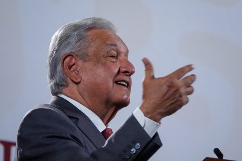 CIUDAD DE MÉXICO, 10MAYO2022.- Andrés Manuel López Obrador, presidente de México, encabezó la conferencia de prensa con motivo del informe semanal de mejoramiento al sector salud. El mandatario estuvo acompañado por: Hugo López-Gatell, subsecretario de Prevención y Promoción a la Salud; Jorge Alcocer, secretario de Salud, y Zoe Robledo, titular del Instituto Mexicano del Seguro Social (IMSS). FOTO: GALO CAÑAS/CUARTOSCURO.COM