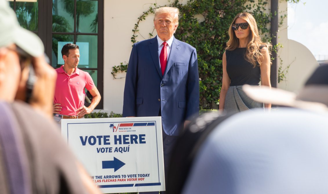 FILED - 08 November 2022, US, West Palm Beach: Former US President Donald Trump ahd his wife Melania Trump walk out of a poll station in West Palm Beach after voting on Election Day. Photo: Orit Ben-Ezzer/ZUMA Press Wire/dpa